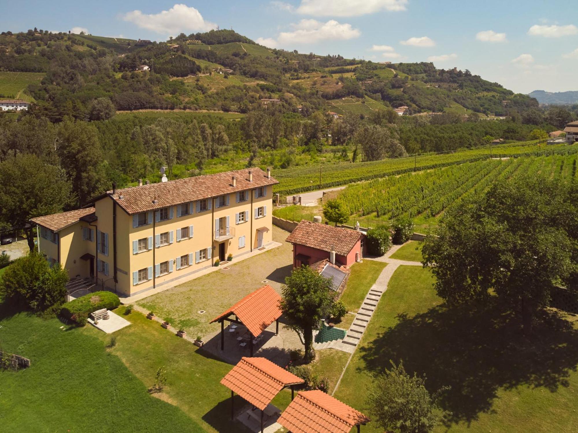 Vigna Dell'Acqua Villa Santo Stefano Belbo Eksteriør billede