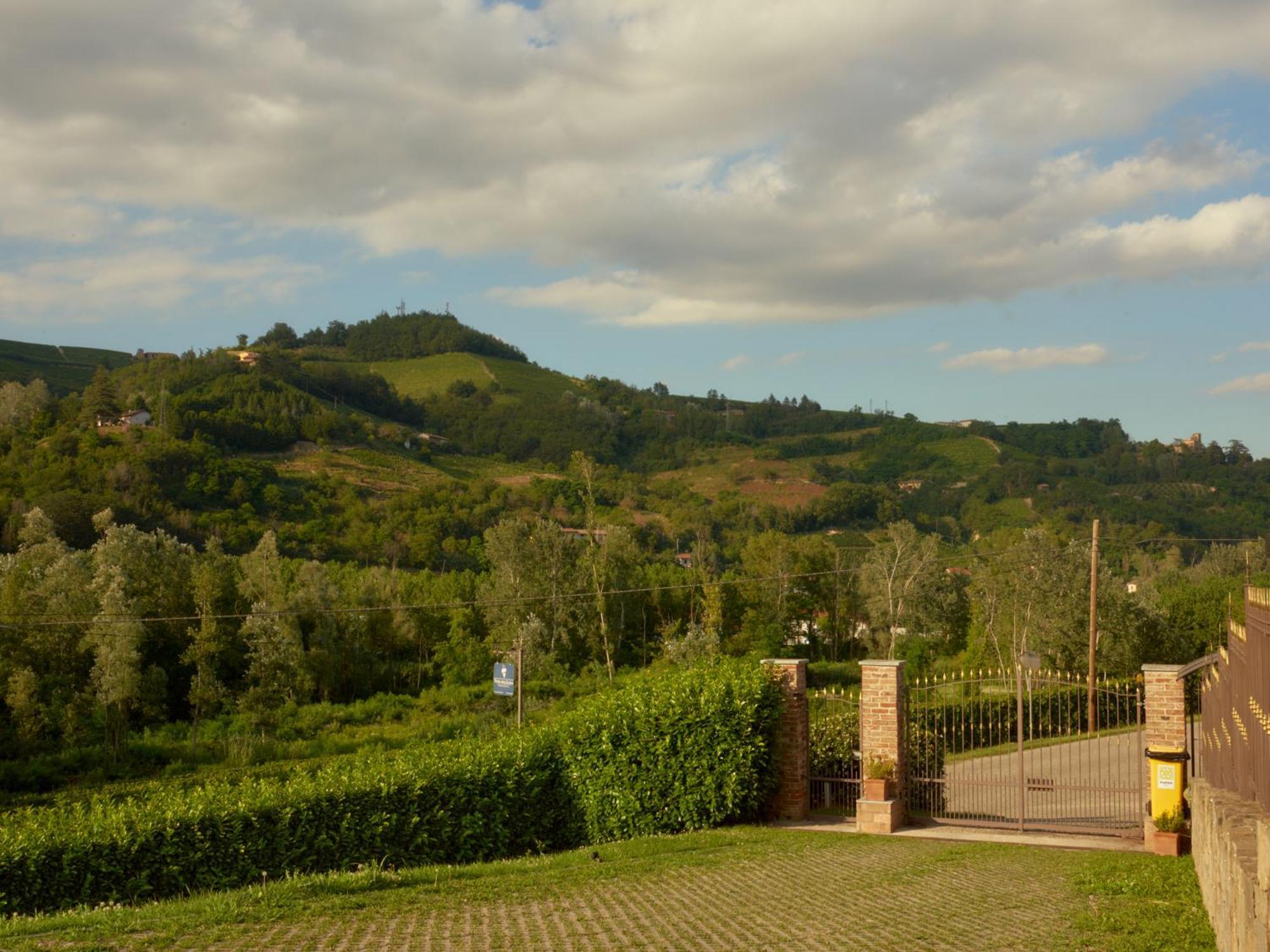 Vigna Dell'Acqua Villa Santo Stefano Belbo Eksteriør billede